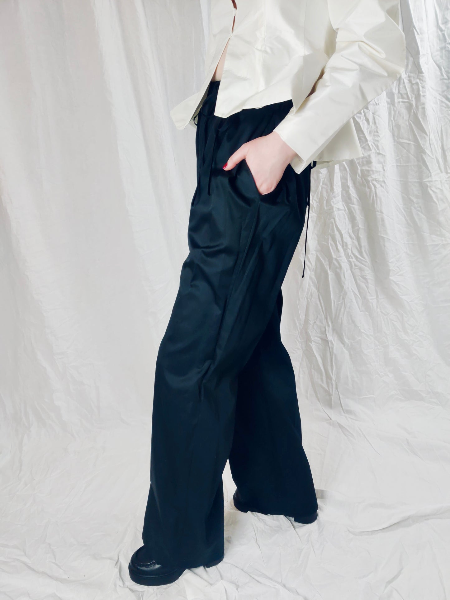 Delphine Pants (Black)